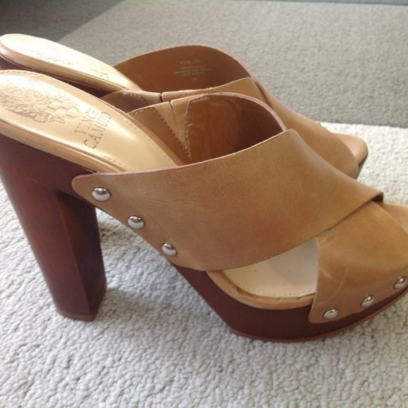 Vince Cumto, Elora Platform, Tan Leather Peep Toe, Studded Heels - Picture 3 of 7
